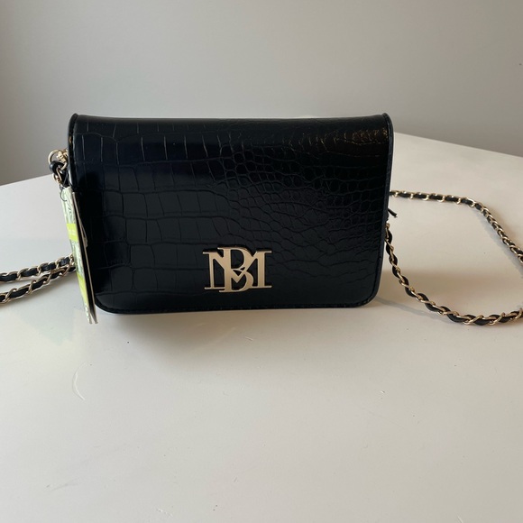 NWT BADGLEY MISCHKA Croco Crossbody with Logo Plate in Black - Picture 2 of 9
